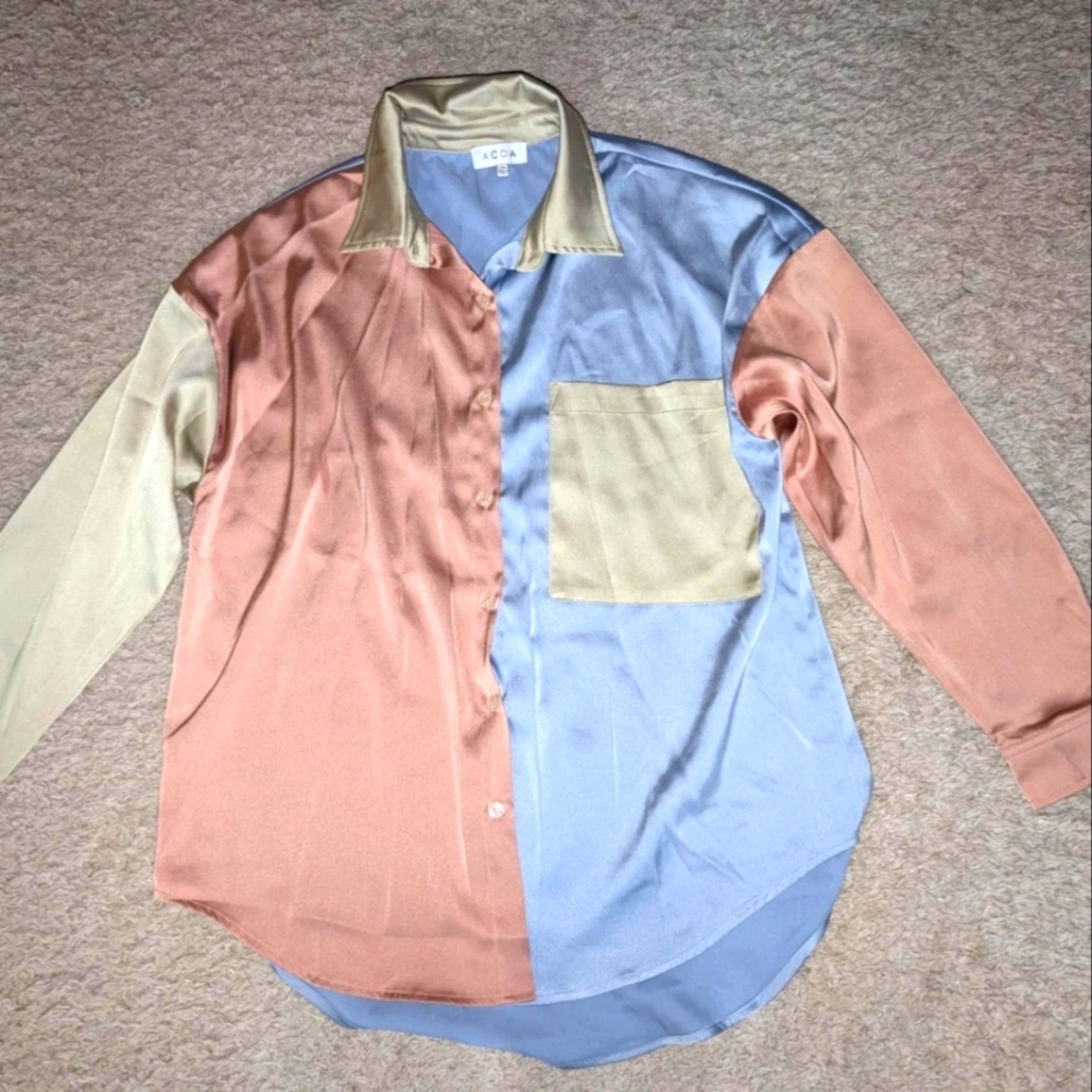 Acoa satin oversized colorblock button down‎ shirt size extra small